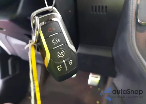 2016 Ford Mustang из США, поврежденный, VIN 1FATP8UH5G5247265